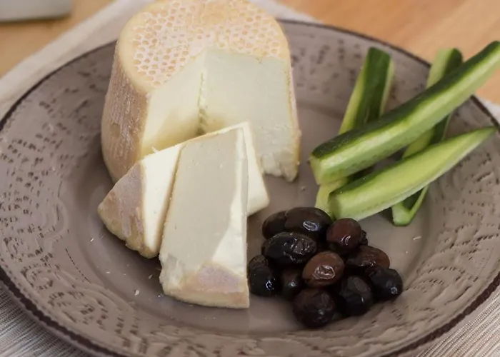 Feriehus Marina's Traditional Stone House