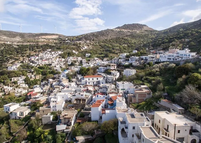 Marina's Traditional Stone House * Koronos