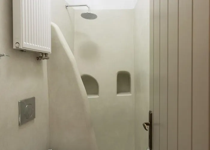 Feriehus Marina's Traditional Stone House *