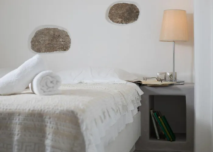 Marina's Traditional Stone House Feriehus Koronos