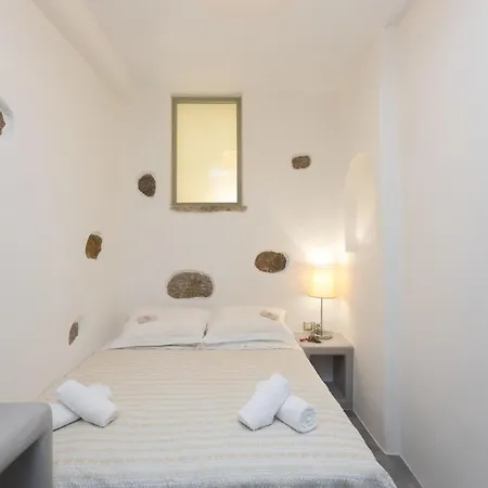 Marina's Traditional Stone House Holiday home