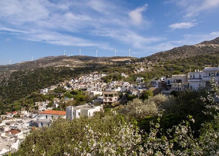 Semesterbostad Marina's Traditional Stone House